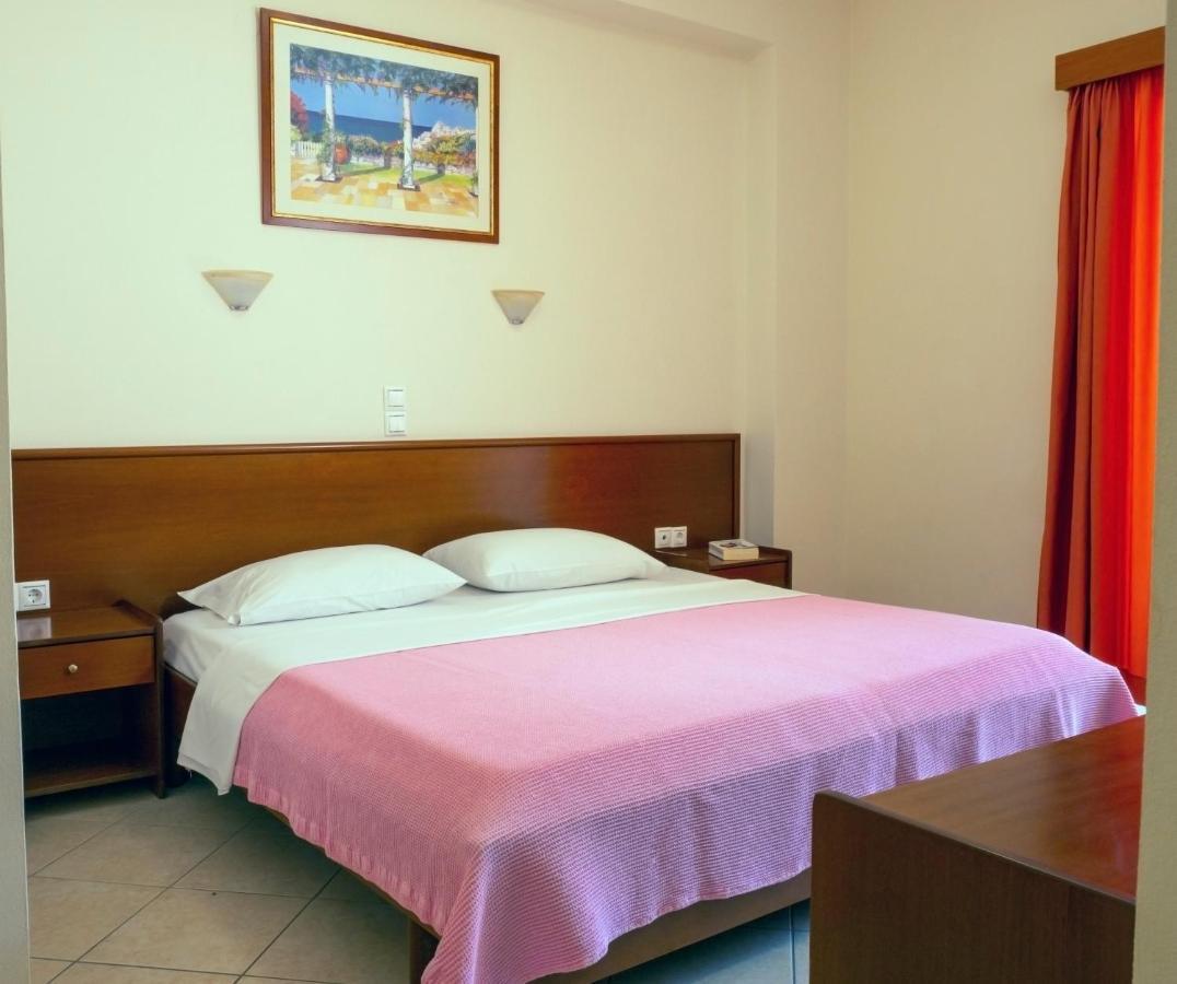 Hotel Loukas Vrachos Vráhu-part Kültér fotó